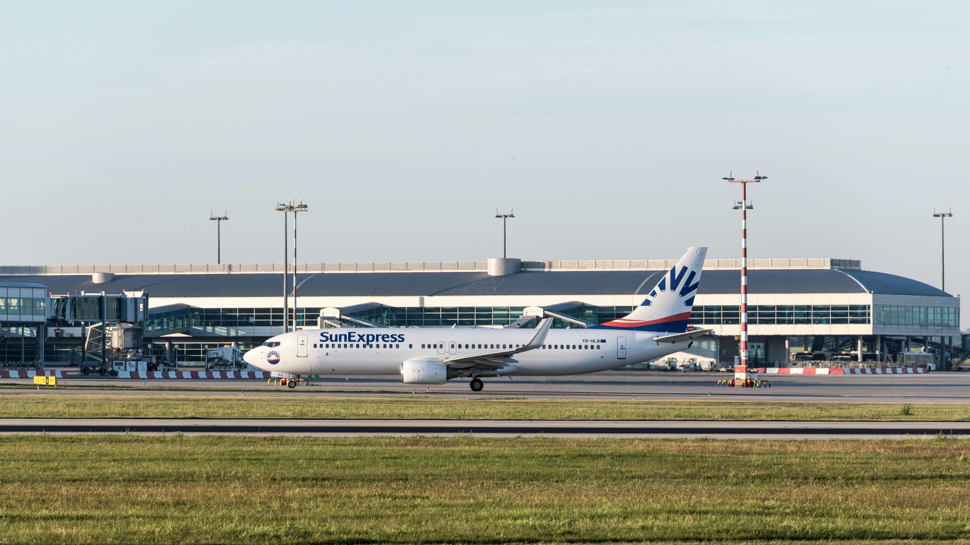 Konforlu, düşük ücret havalimanı VIP transfer